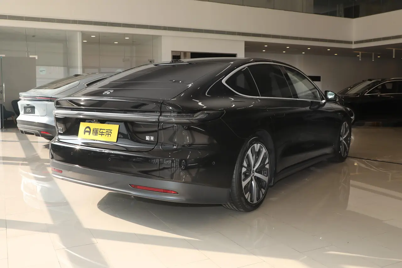 NIO ET7 2024