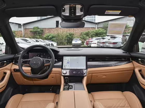 Lynk &amp; Co 09 EM-P 2021