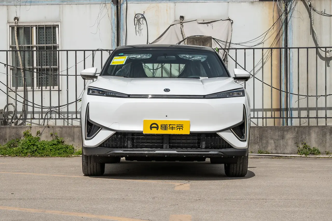 Dongfeng Aeolus L7 EV 2024