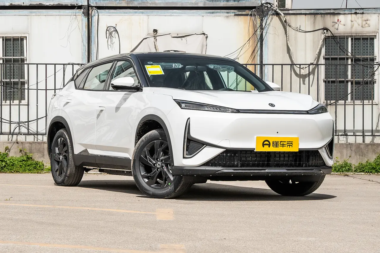 Dongfeng Aeolus L7 EV 2024