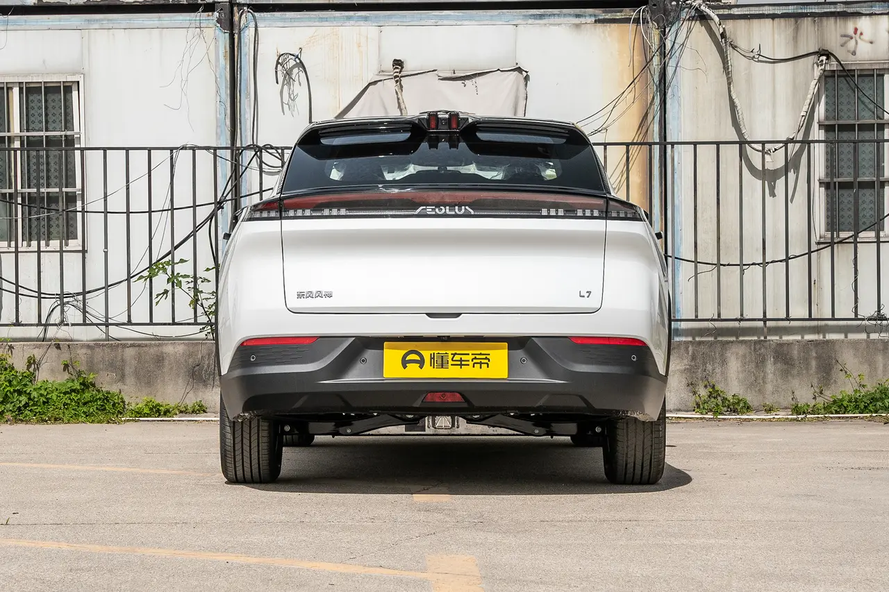 Dongfeng Aeolus L7 EV 2024