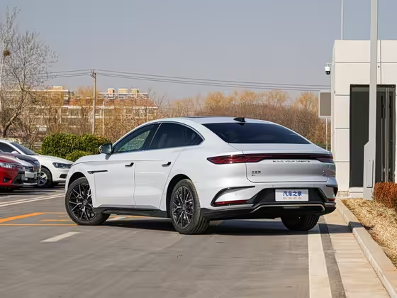BYD Han EV 2025