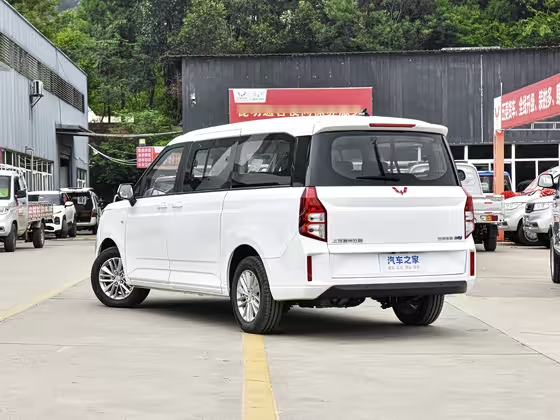 Wuling Journey EV 2023