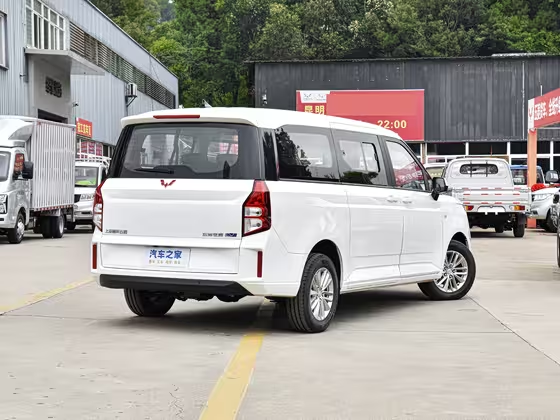 Wuling Journey EV 2023