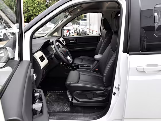 Wuling Journey EV 2023