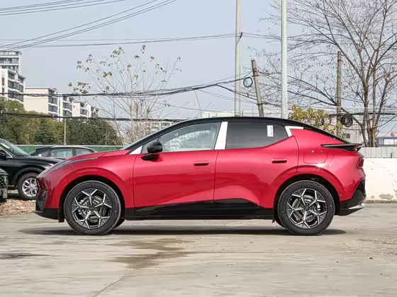 Lynk &amp; Co Z20 2025