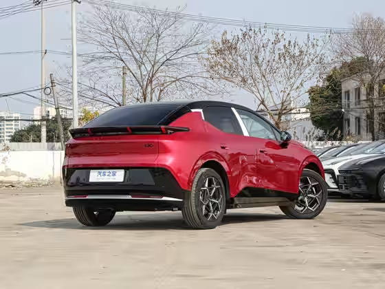 Lynk &amp; Co Z20 2025