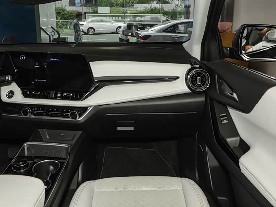 Chevrolet Equinox 2025