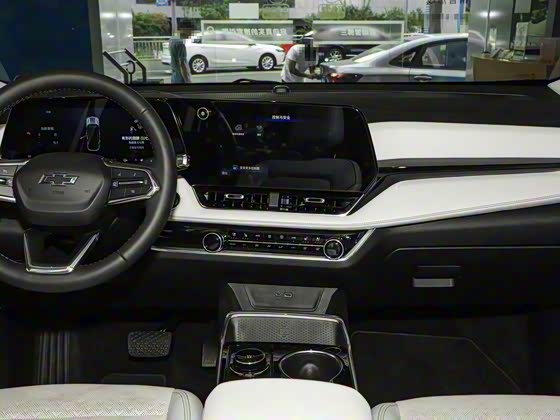Chevrolet Equinox 2025