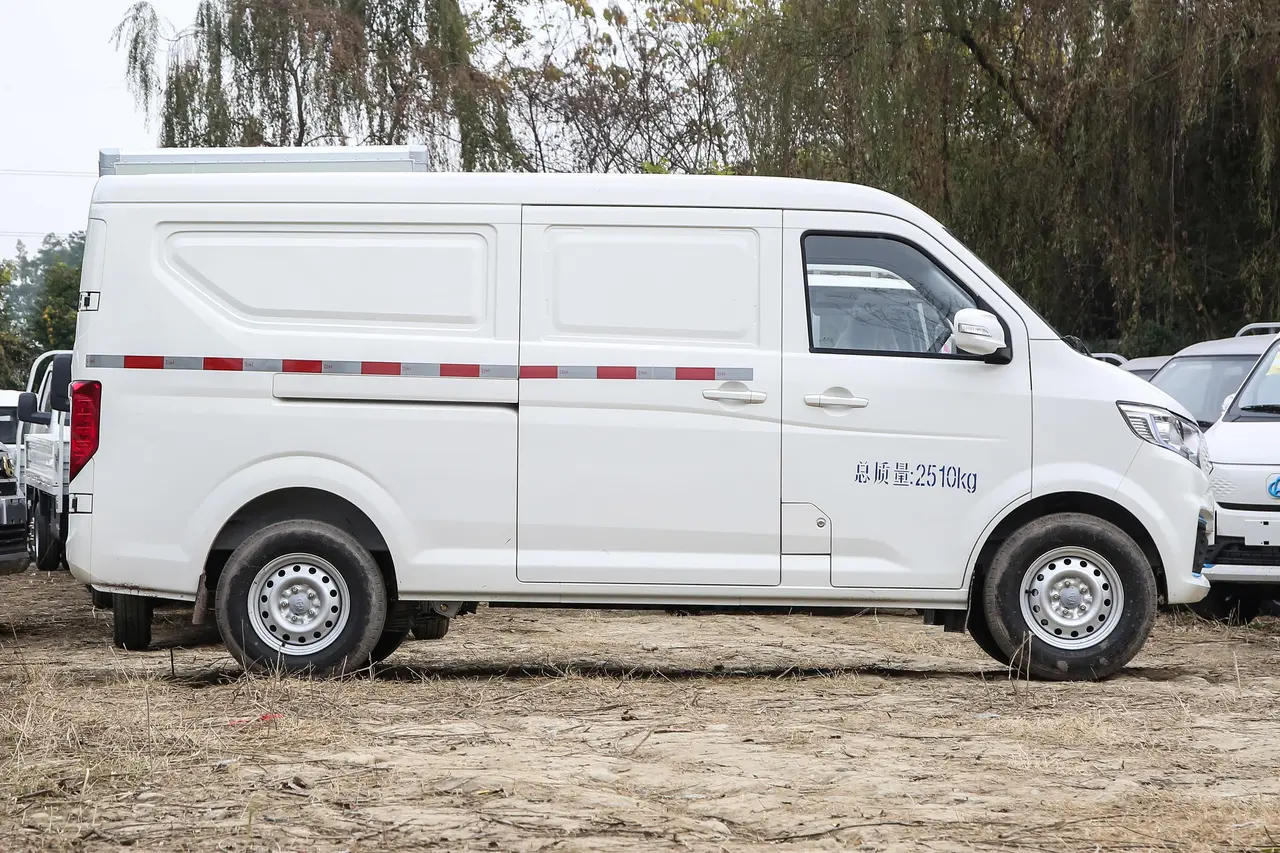 Changan Kuayue V5 EV 2024