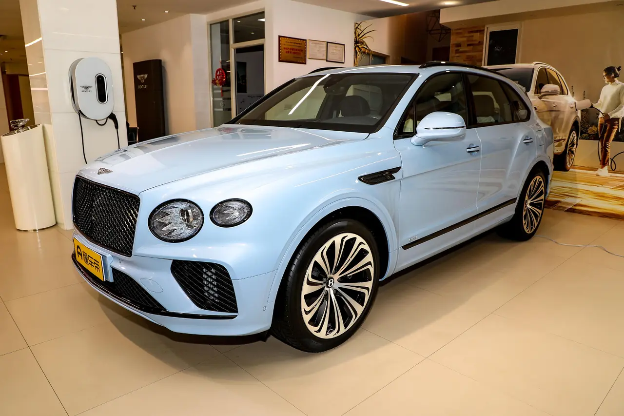 Bentley Bentayga PHEV 2024