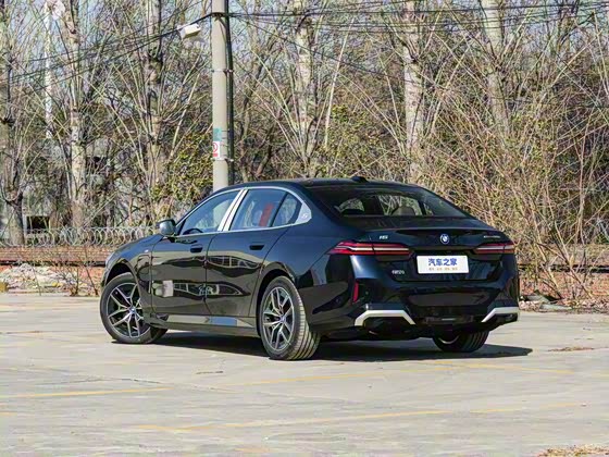 BMW I5 2025
