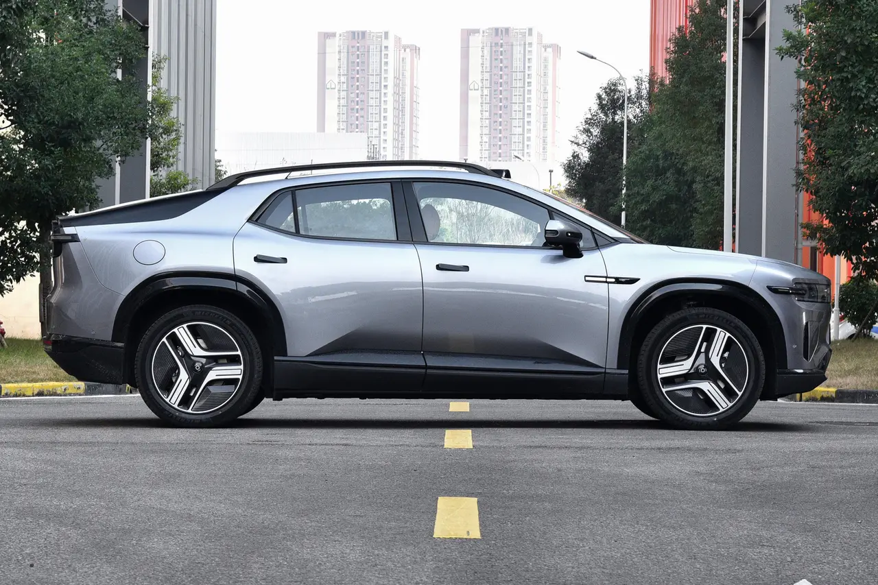 Changan Qiyuan E07 2024