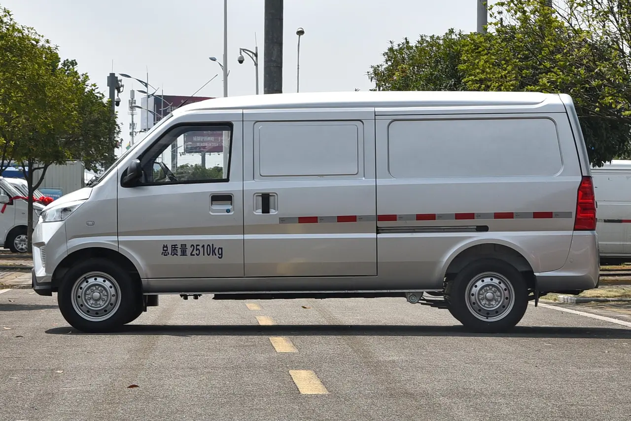 Wuling EV50 2021
