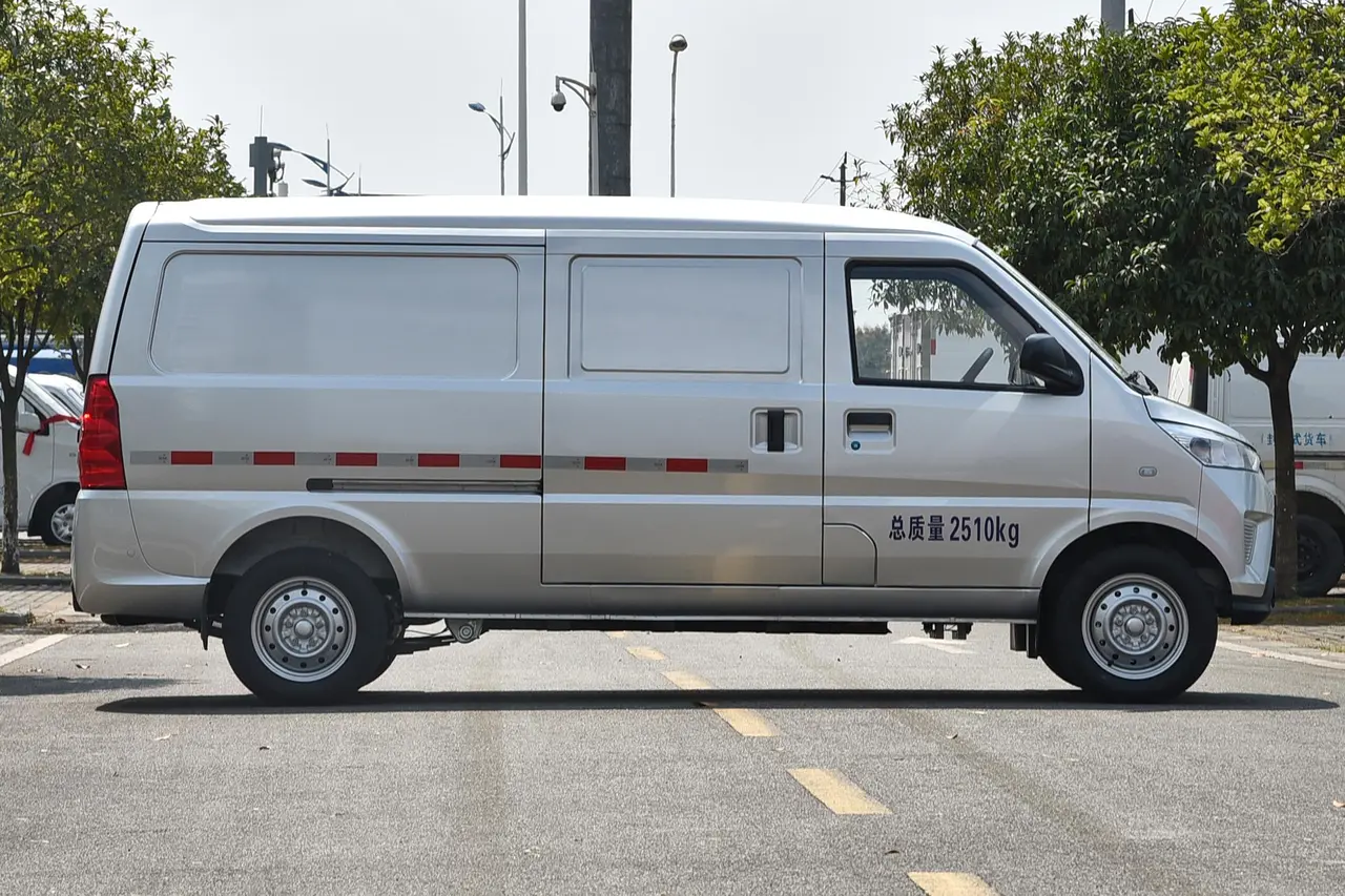 Wuling EV50 2021