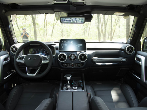 BAIC BJ40 2024