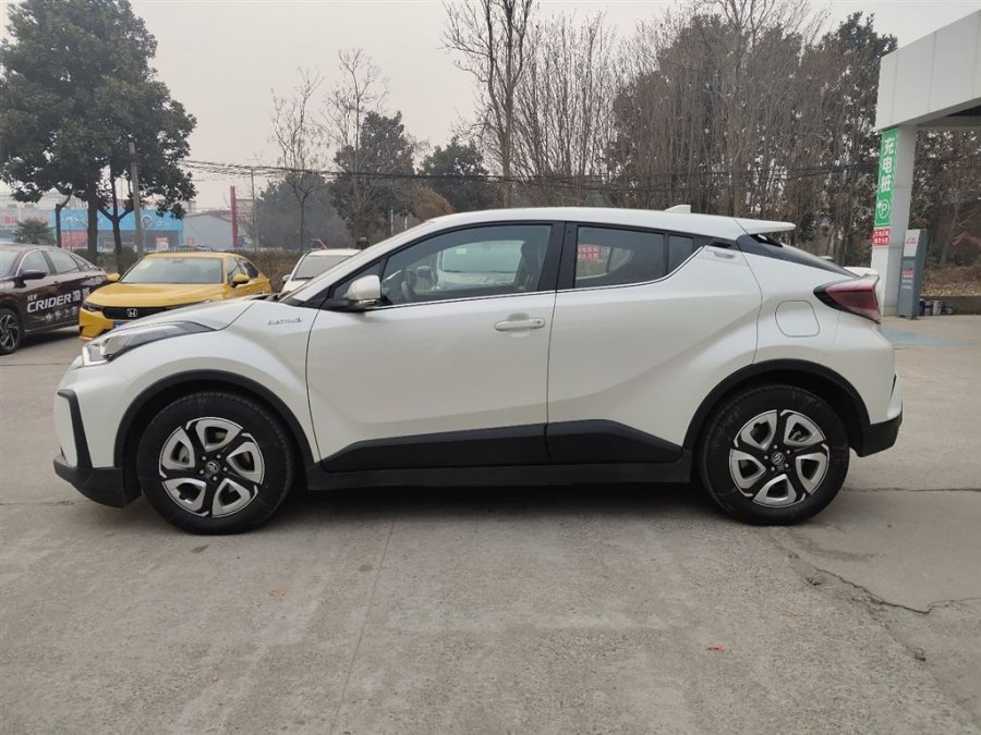 Toyota C-HR EV 2020