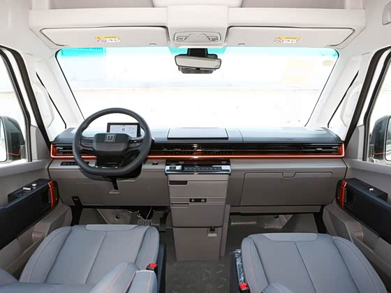 Farizon SuperVAN 2025