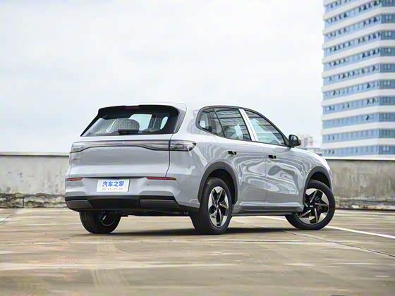 Geely Galaxy E5 2024