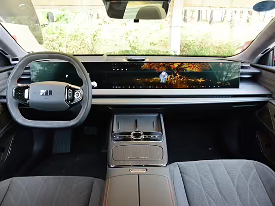 Geely Galaxy E8 2025