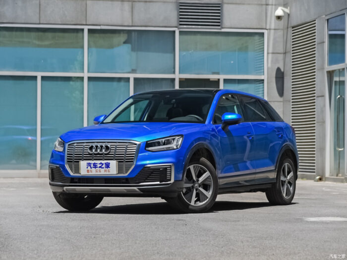 Audi Q2L e-tron 2022