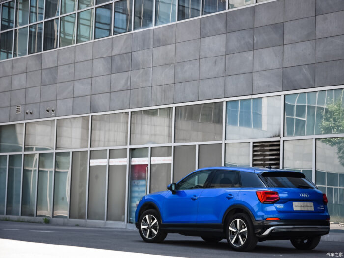 Audi Q2L e-tron 2022