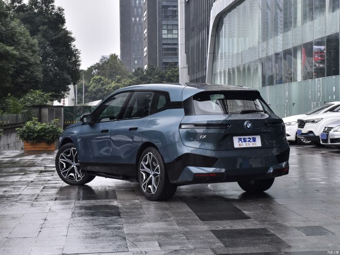 BMW iX 2022