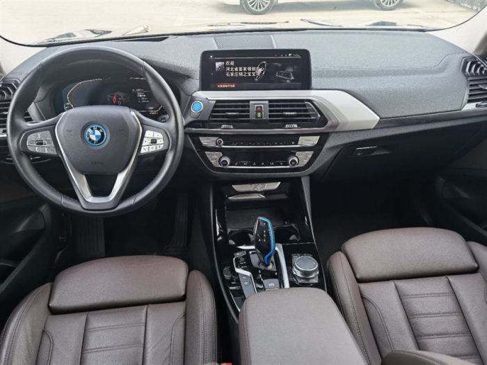 BMW iX3 2020