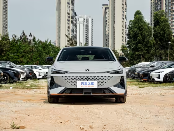 Changan UNI-V 2025