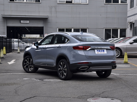 Geely Tugella 2023