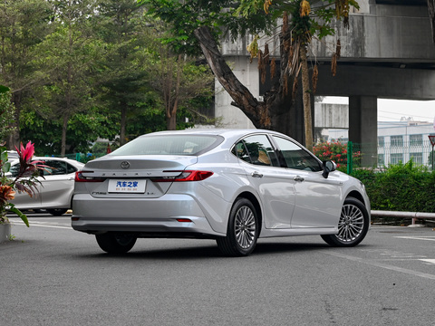 Toyota Camry 2024