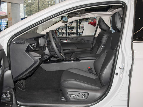 Toyota Camry 2024