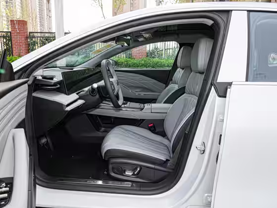 Geely Galaxy E8 2025