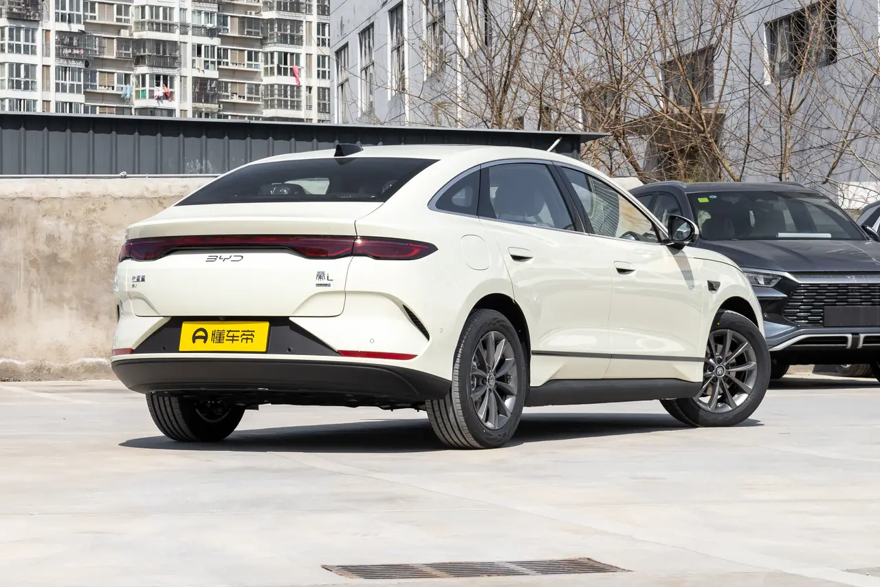 BYD QIN L EV 2025