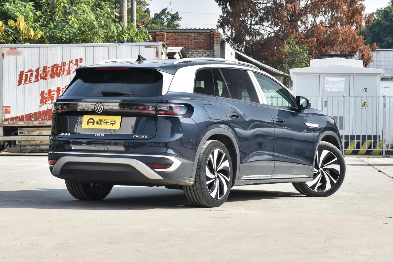 Volkswagen ID.6 Crozz 2024