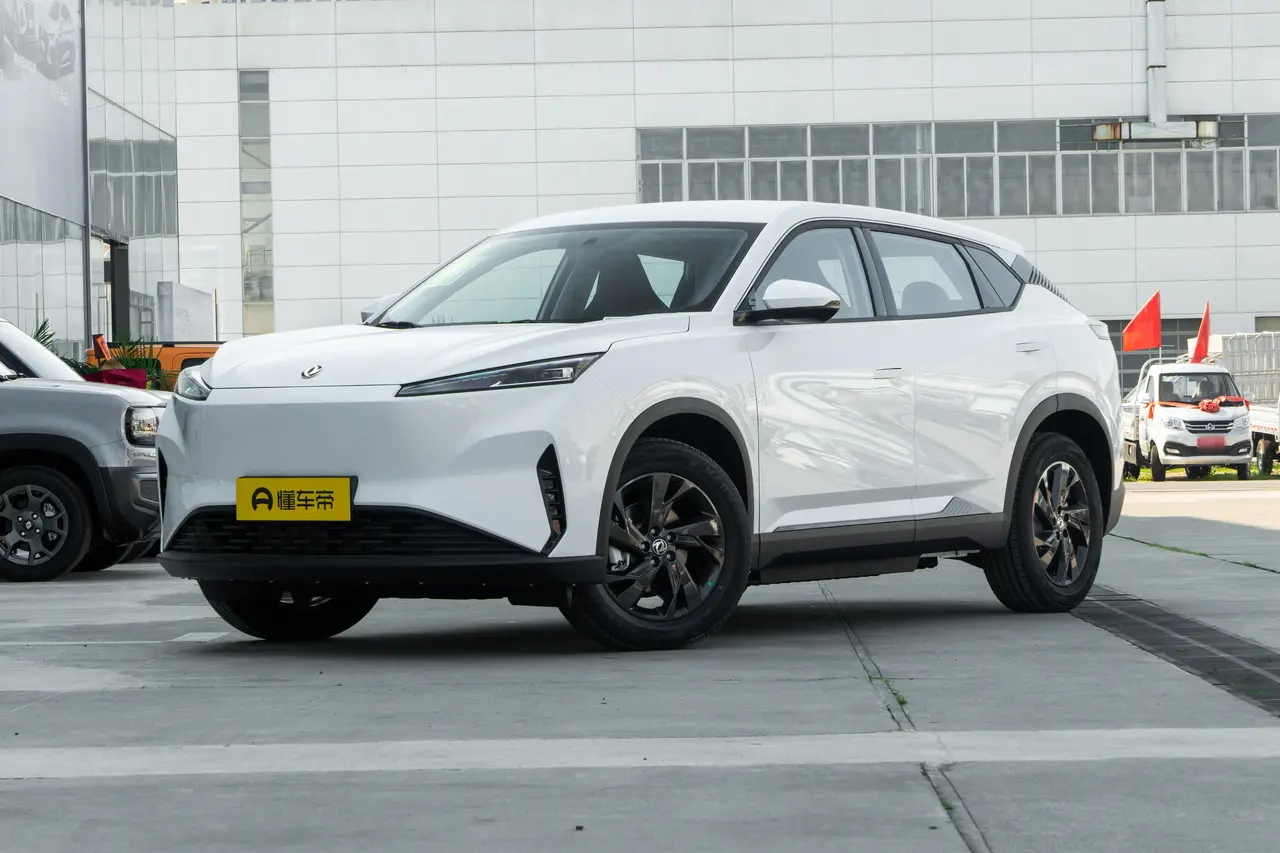 Dongfeng Aeolus Sky EV 2024