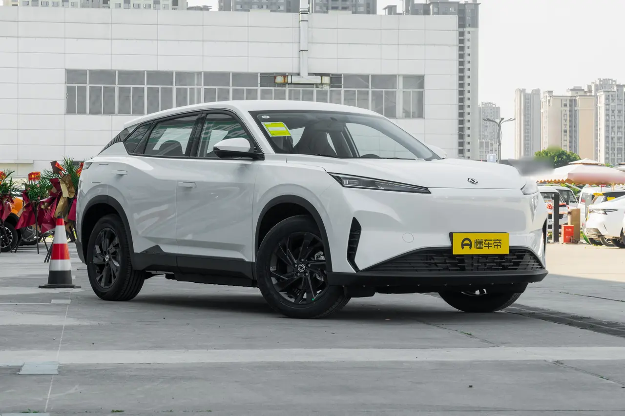 Dongfeng Aeolus Sky EV 2024