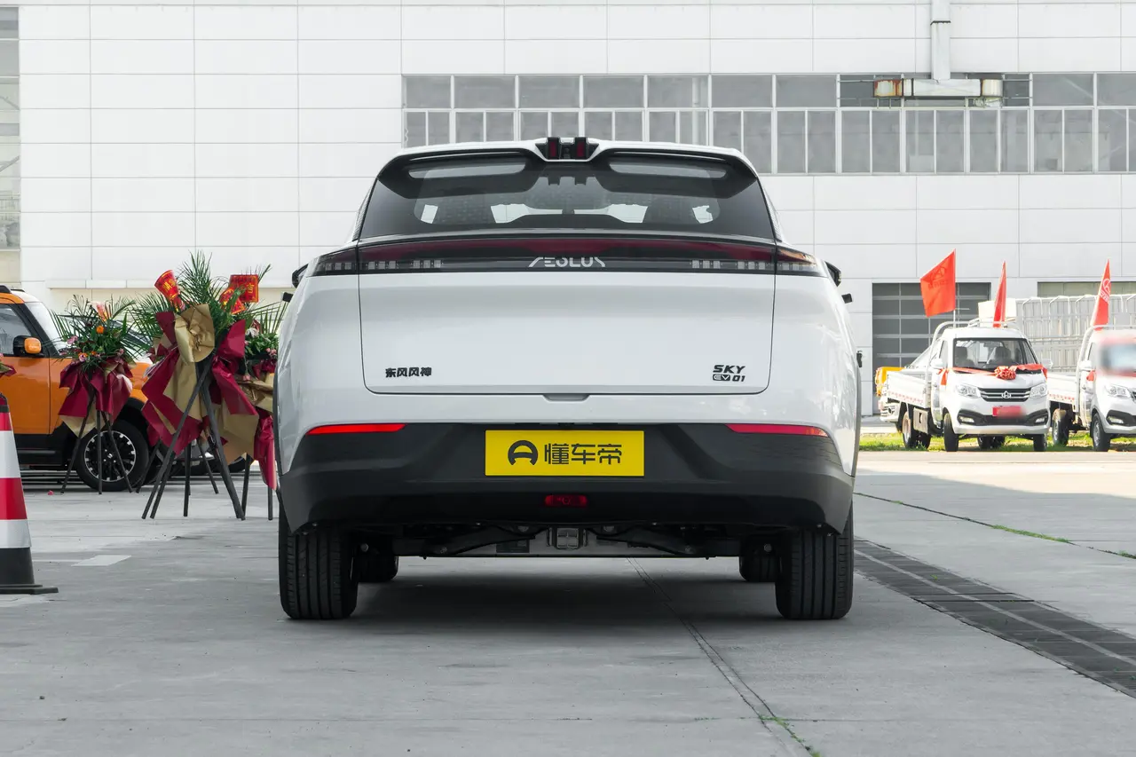 Dongfeng Aeolus Sky EV 2024