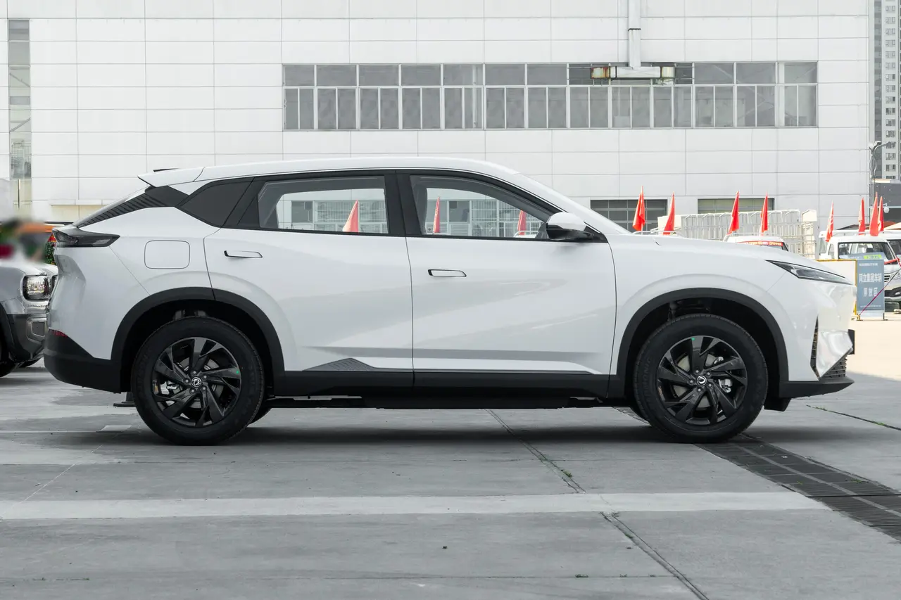 Dongfeng Aeolus Sky EV 2024