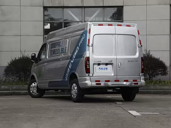 Maxus EV80 2024