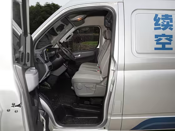 Maxus EV80 2024