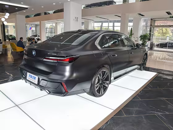 BMW I7 2023