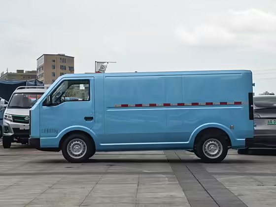 SRM Xinyuan E3L 2024