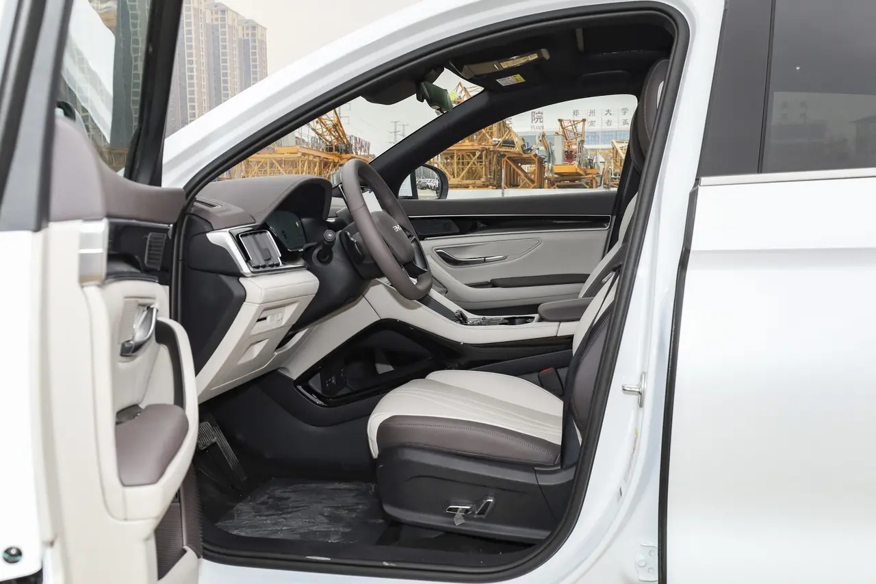 BYD Song Plus EV 2025