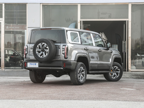 BAIC BJ40 2024
