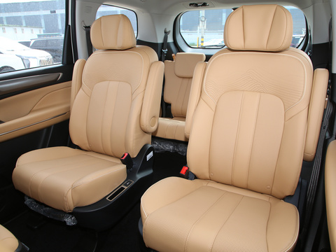 GAC Trumpchi M6 2024