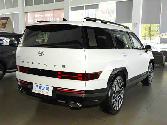 Hyundai Santa Fe 2024
