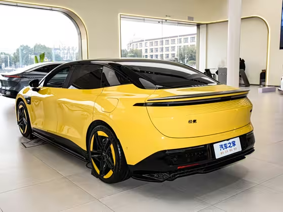 Zeekr 007 2025