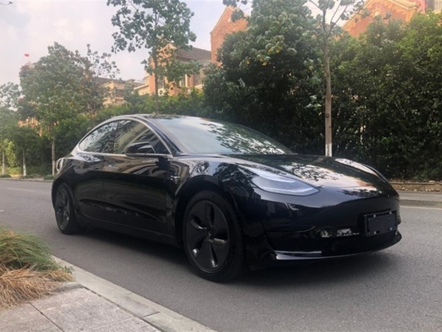 Tesla Model 3 2020