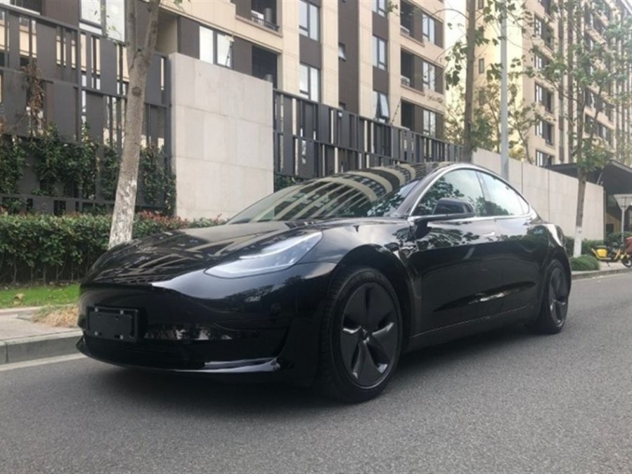 Tesla Model 3 2020
